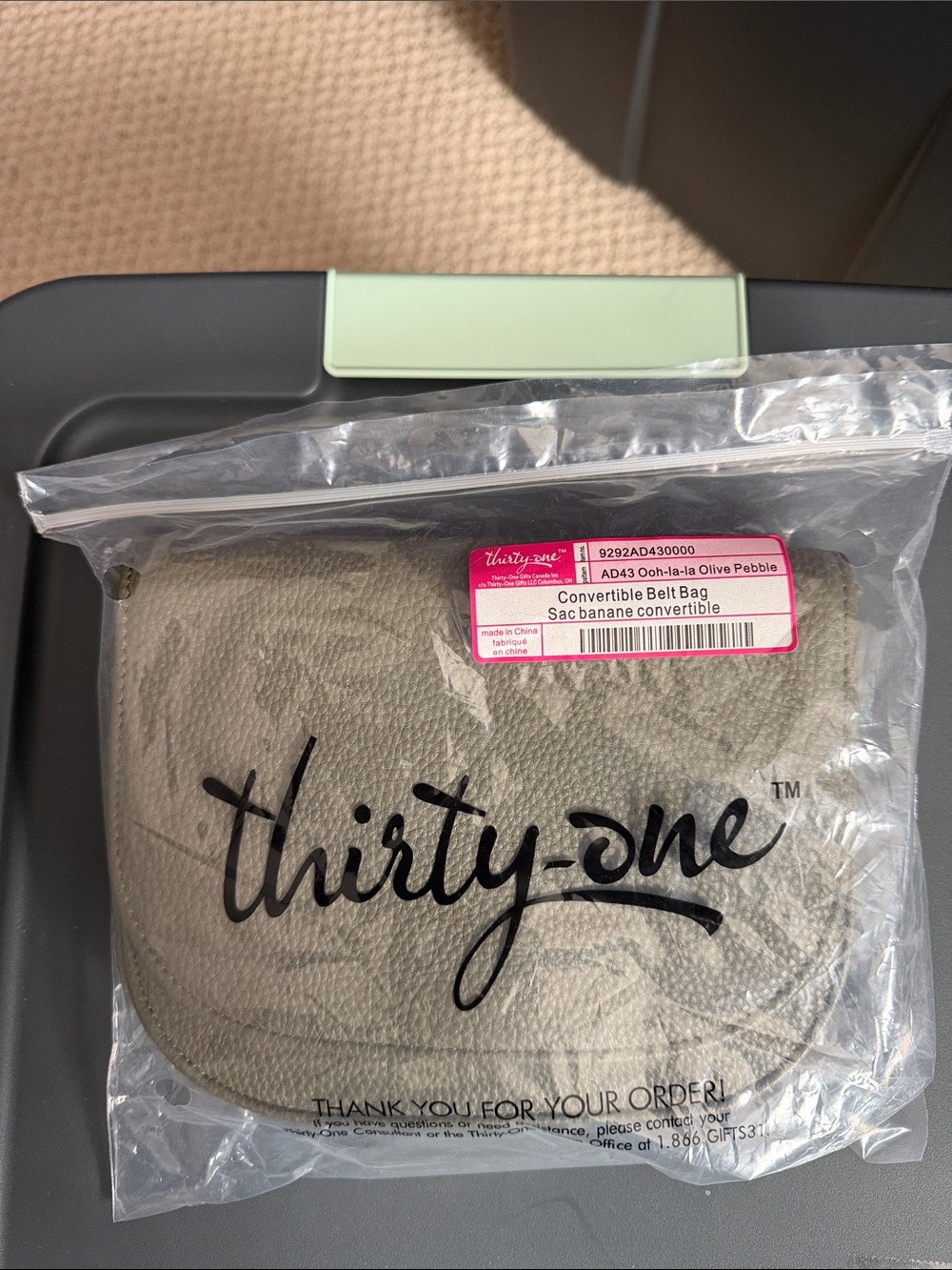 thirty-one Olive Pebble Convertible Belt Bag - Light Olive